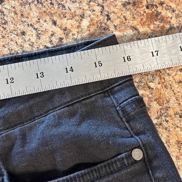 NWT Boohoo Man Tag Size 34 Men's Jeans Stretch Black Distressed w DOVES Design - Picture 16 of 16